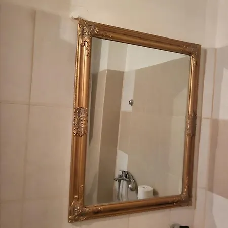 Small Luxury פזרג'יק
